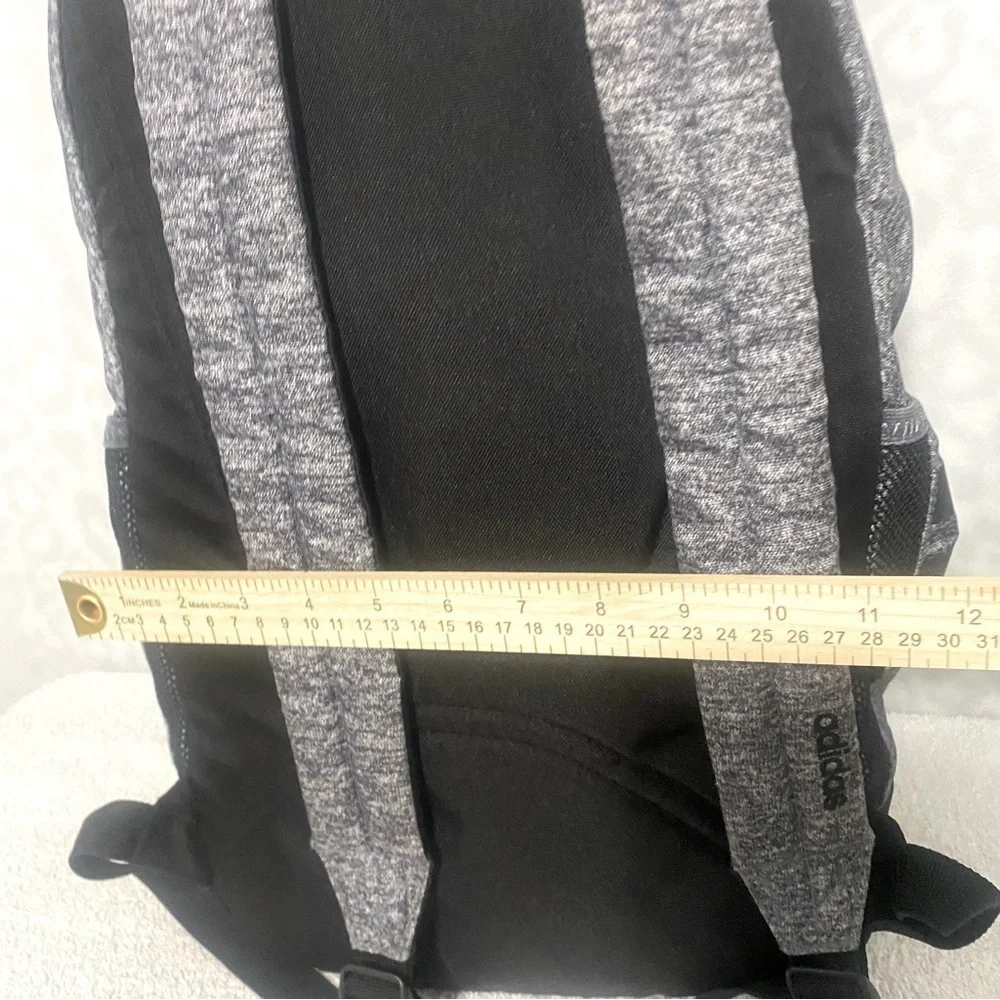 Adidas Classic 3S Backpack, Onix/Black, One Size School , Everyday, Etc,.